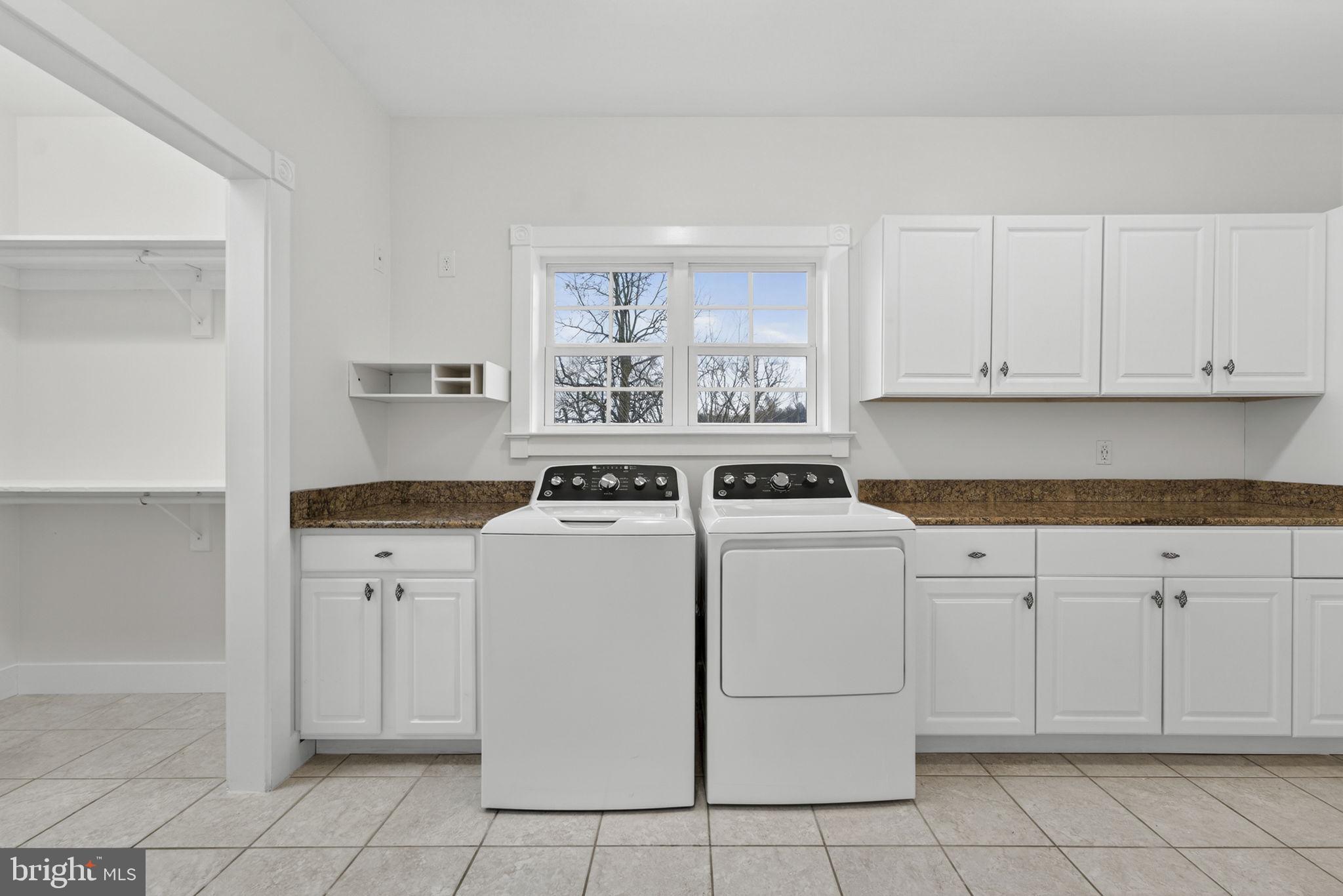 STONELEIGH - Residential