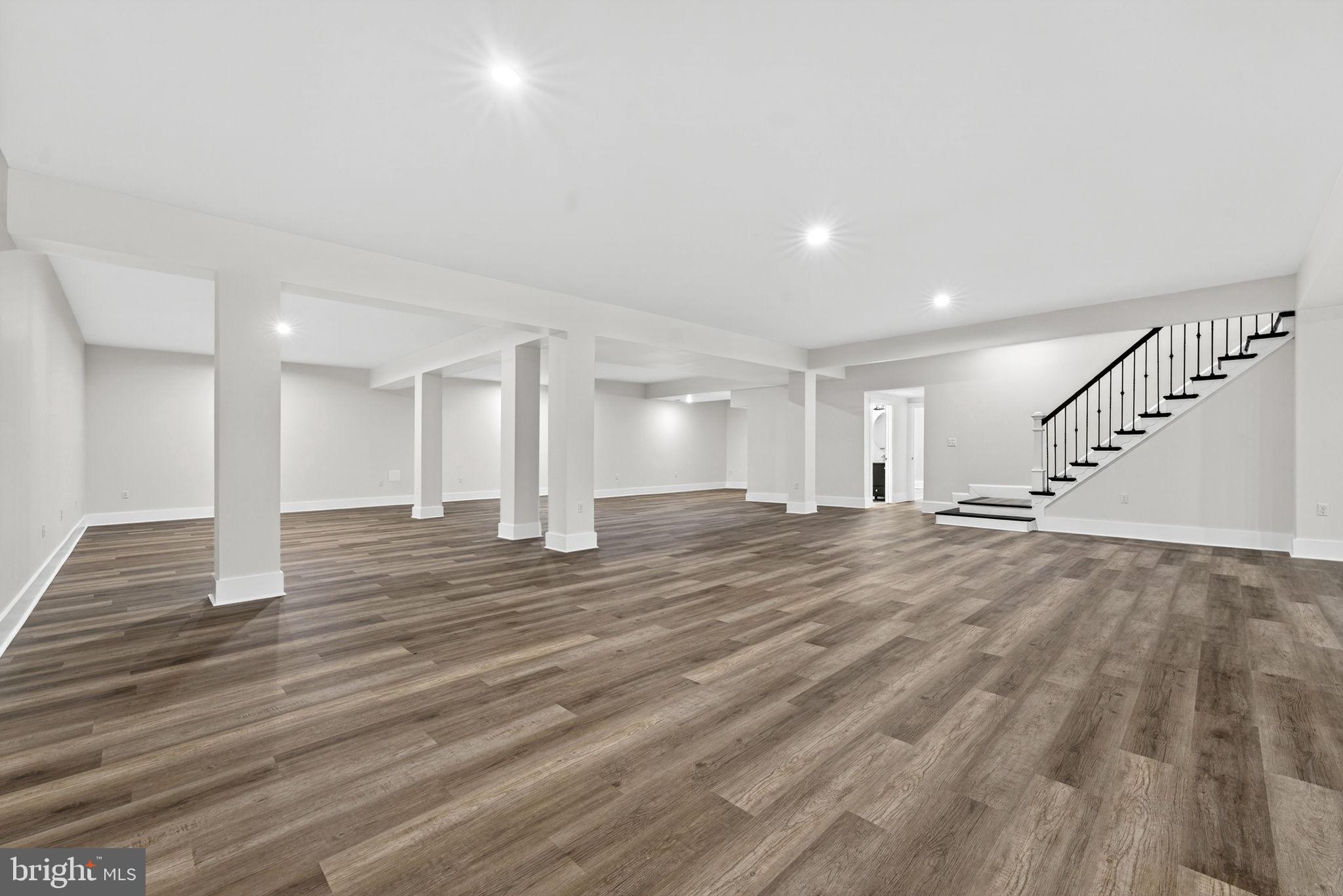 STONELEIGH - Residential