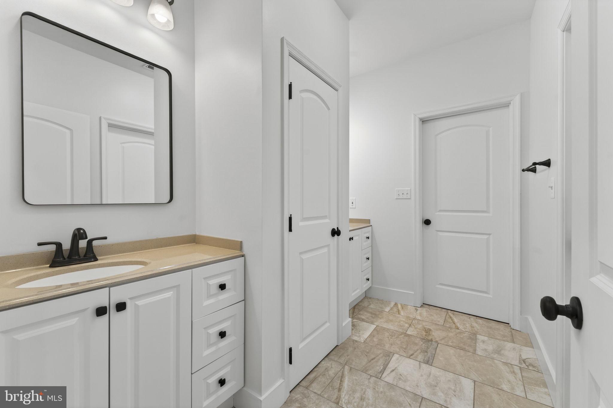 STONELEIGH - Residential