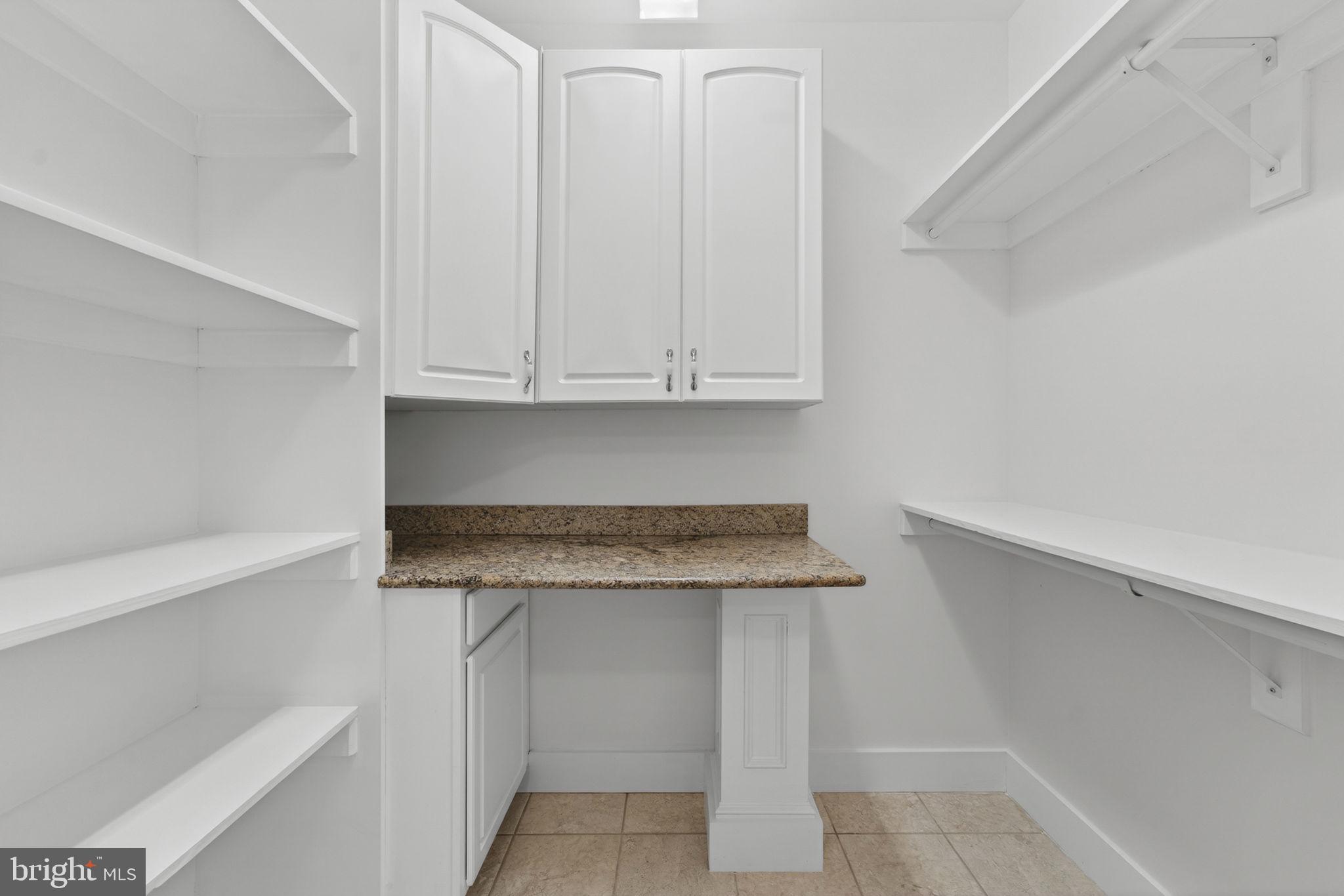 STONELEIGH - Residential