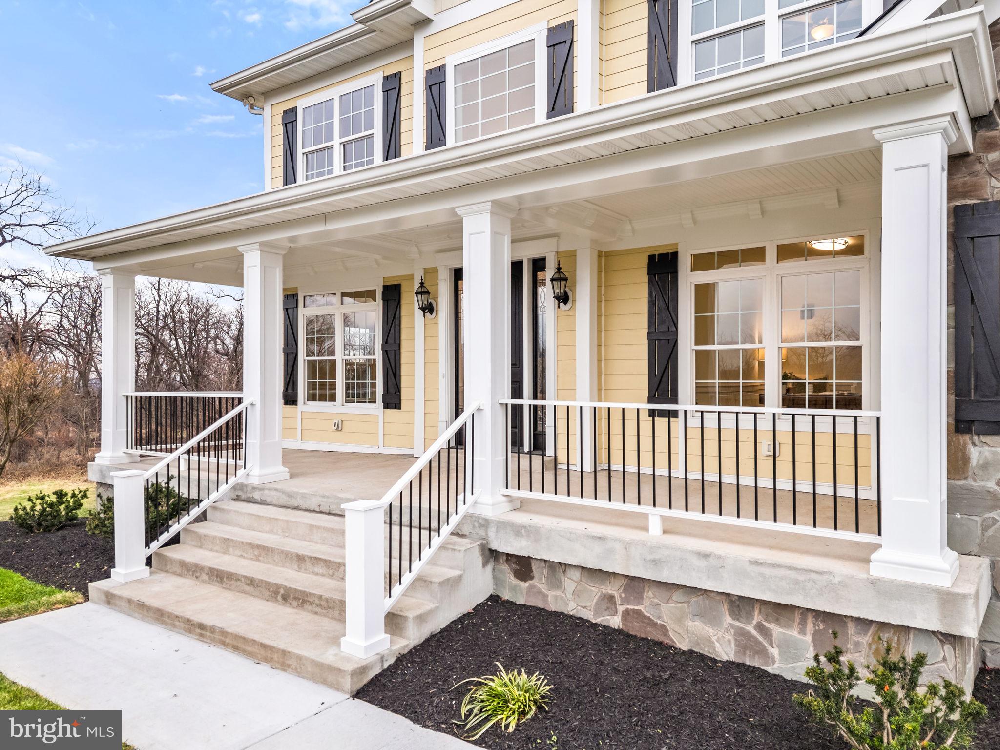 STONELEIGH - Residential