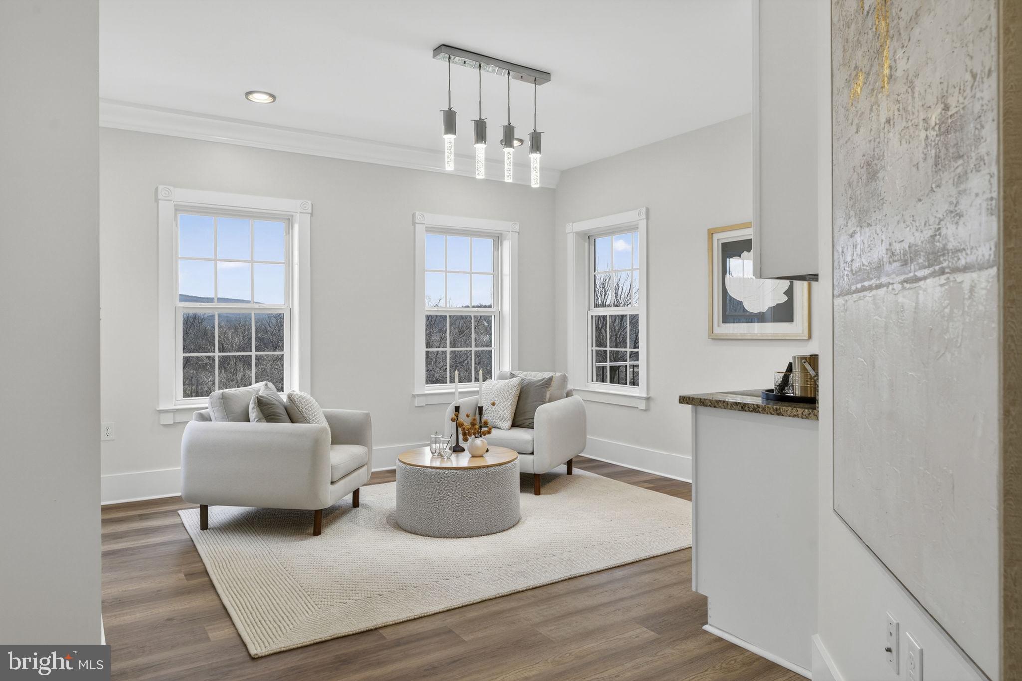 STONELEIGH - Residential