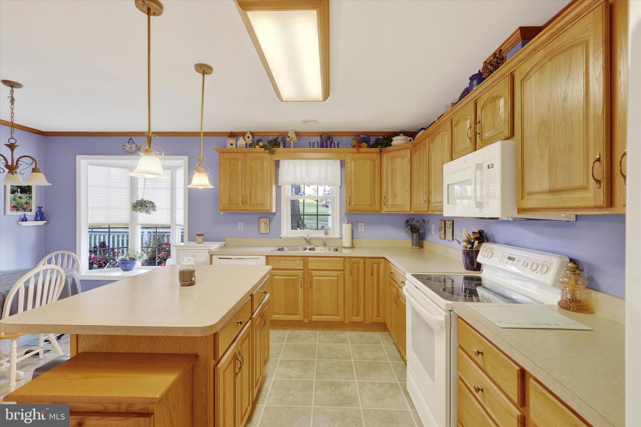 PENN NATIONAL GOLF COURSE COMMUNITY - Residential