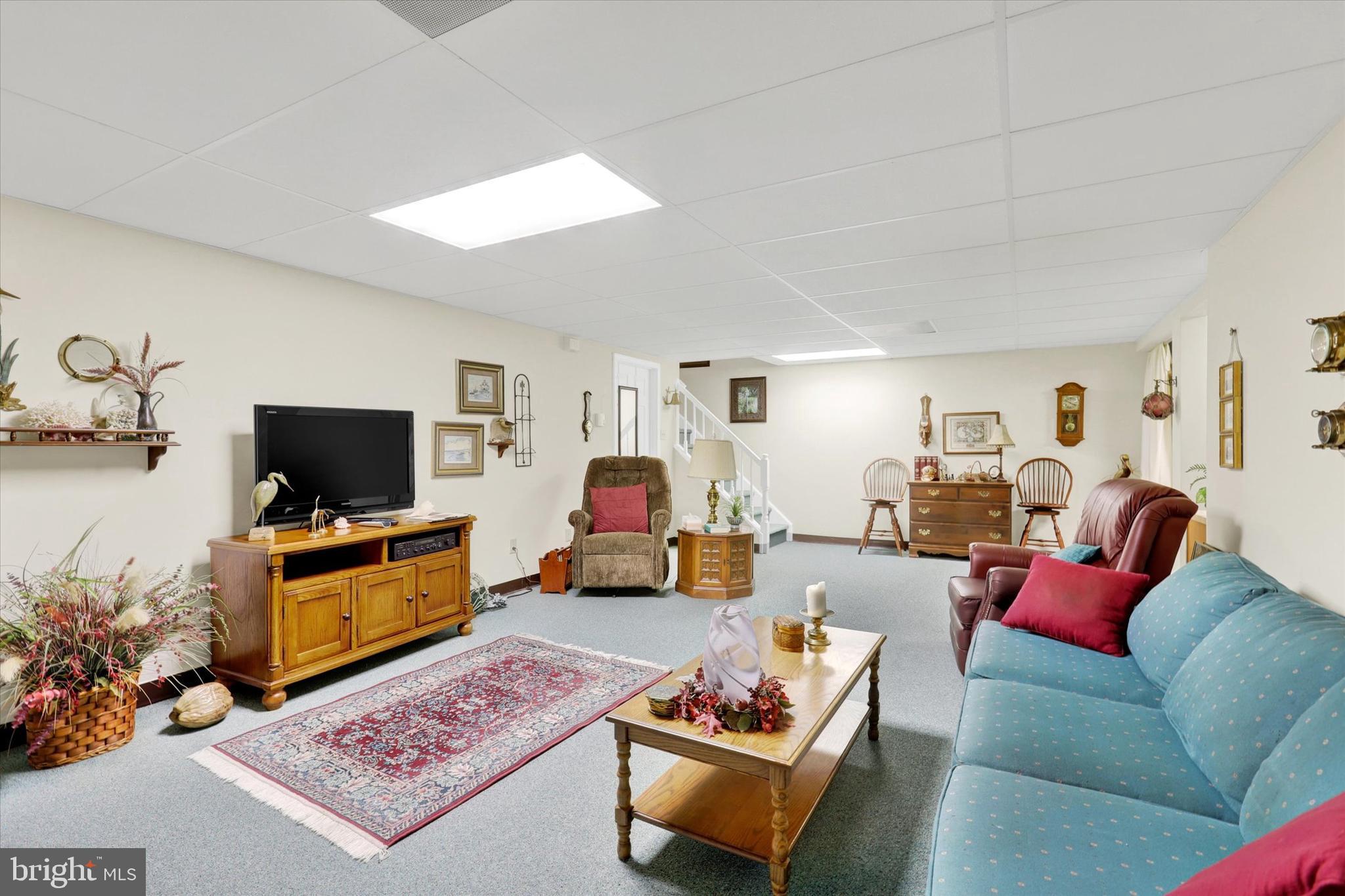 PENN NATIONAL GOLF COURSE COMMUNITY - Residential