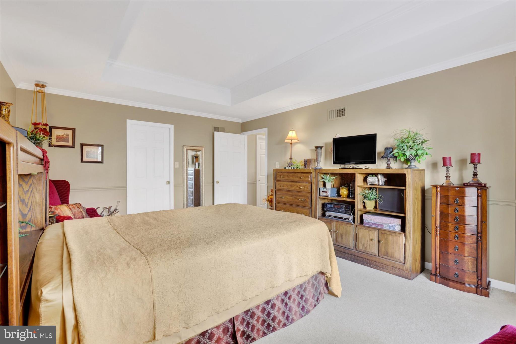 PENN NATIONAL GOLF COURSE COMMUNITY - Residential