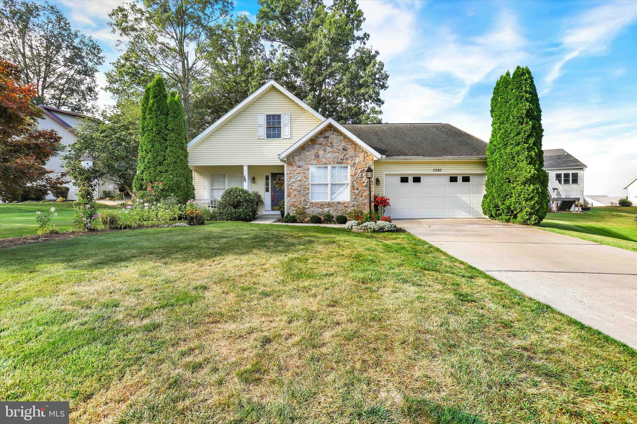 PENN NATIONAL GOLF COURSE COMMUNITY - Residential