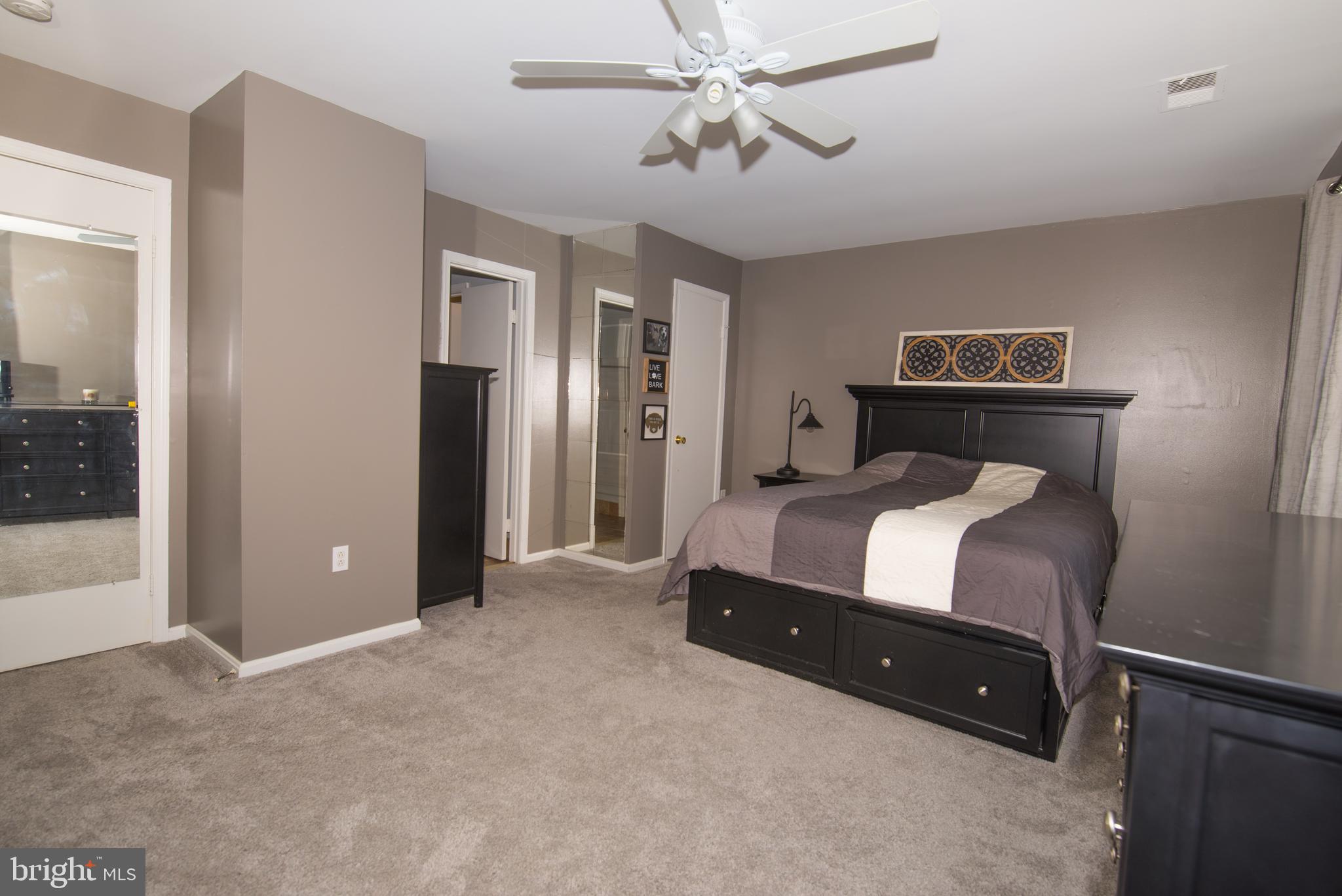 ARBORY CONDO PHASE ONE - Residential