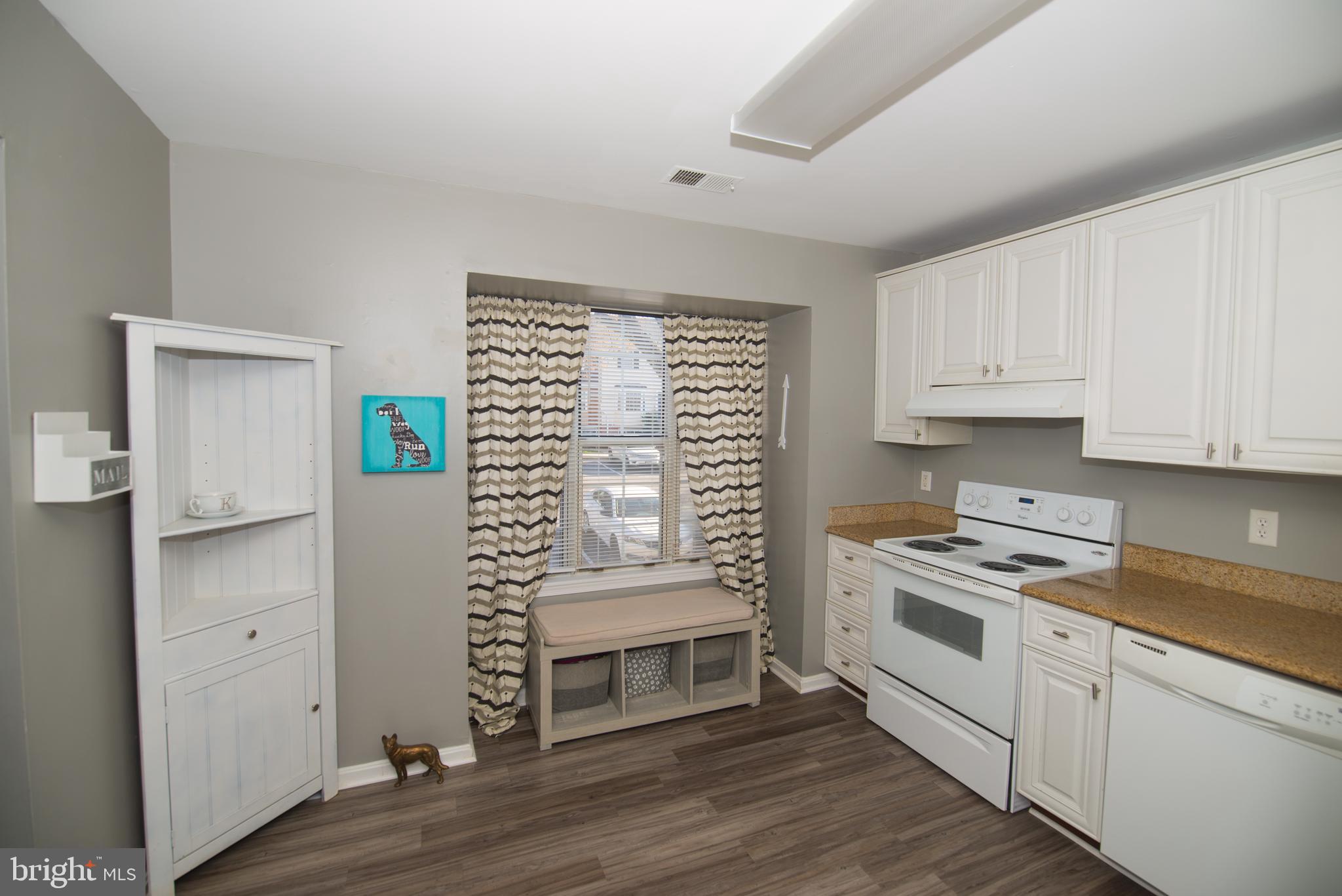 ARBORY CONDO PHASE ONE - Residential