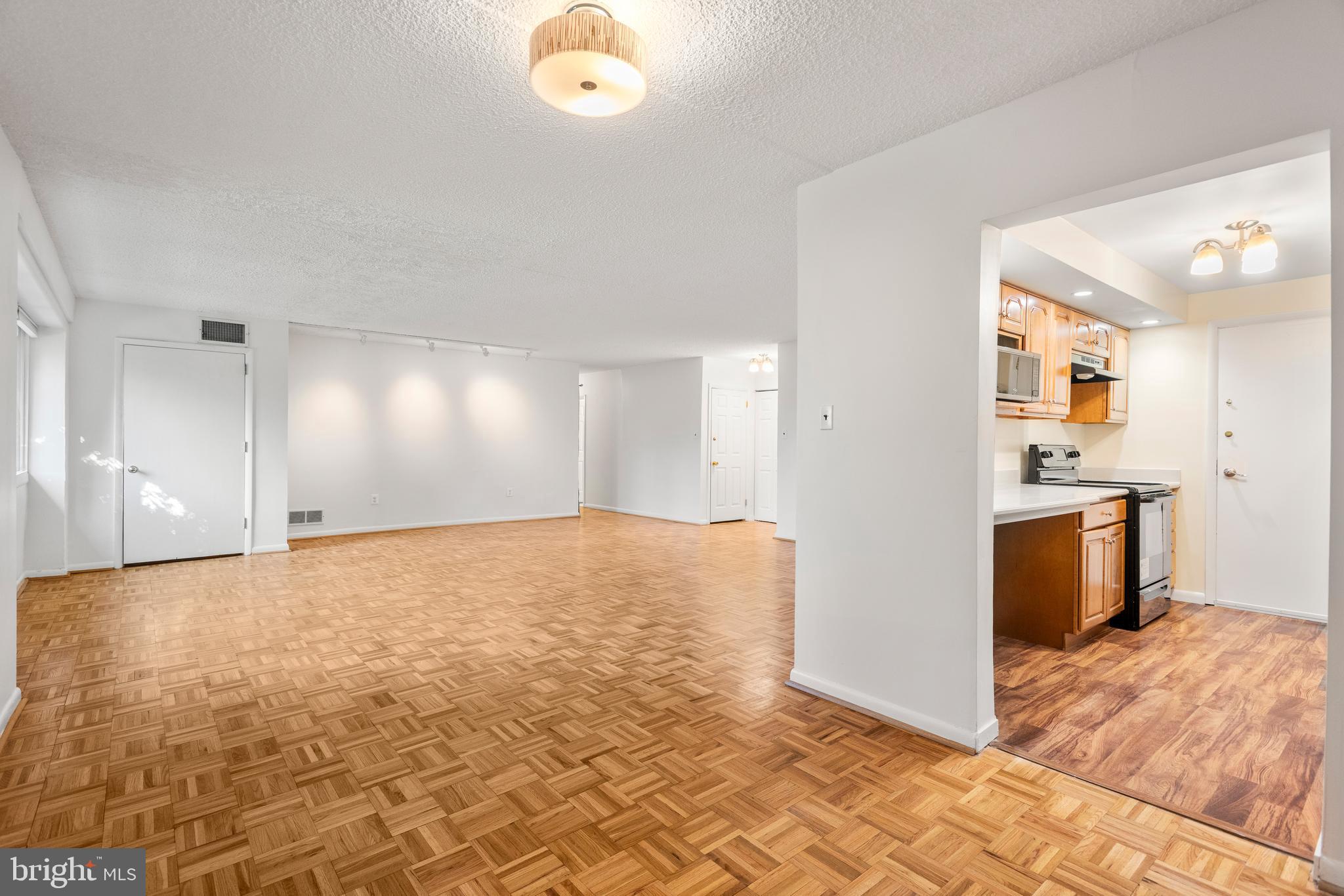 103 W MONTGOMERY AVENUE 1A