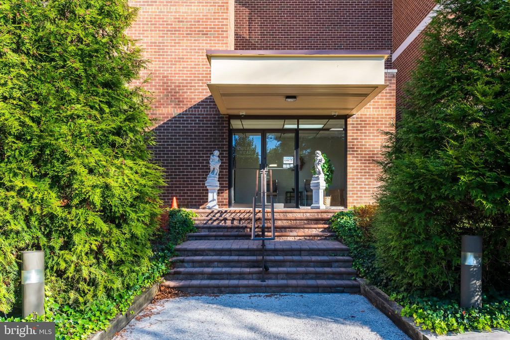 Photo of 103 W Montgomery Avenue #1A, ARDMORE, PA 19003 (MLS # PAMC2162982)