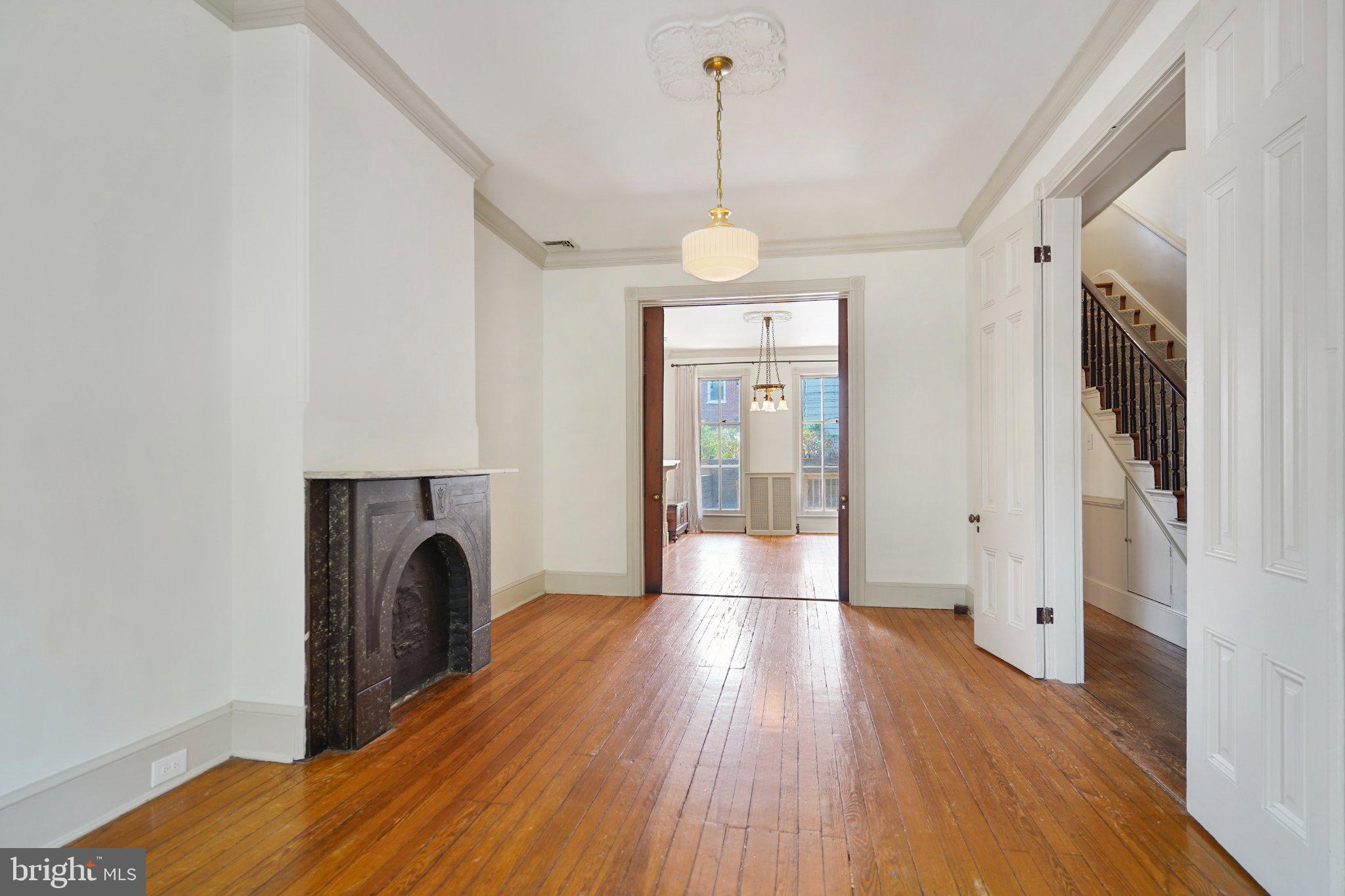 405 CONSTITUTION AVENUE NE A