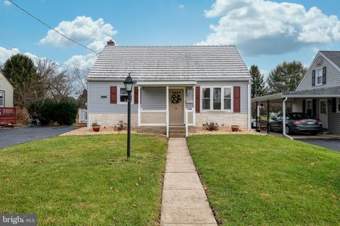 Photo of 715 S SIXTEENTH ST, COLUMBIA, PA 17512 (MLS # PALA2028586)