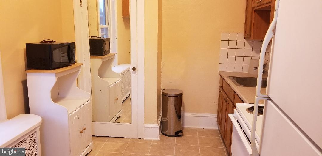 SOUTH STREET - Residential Lease