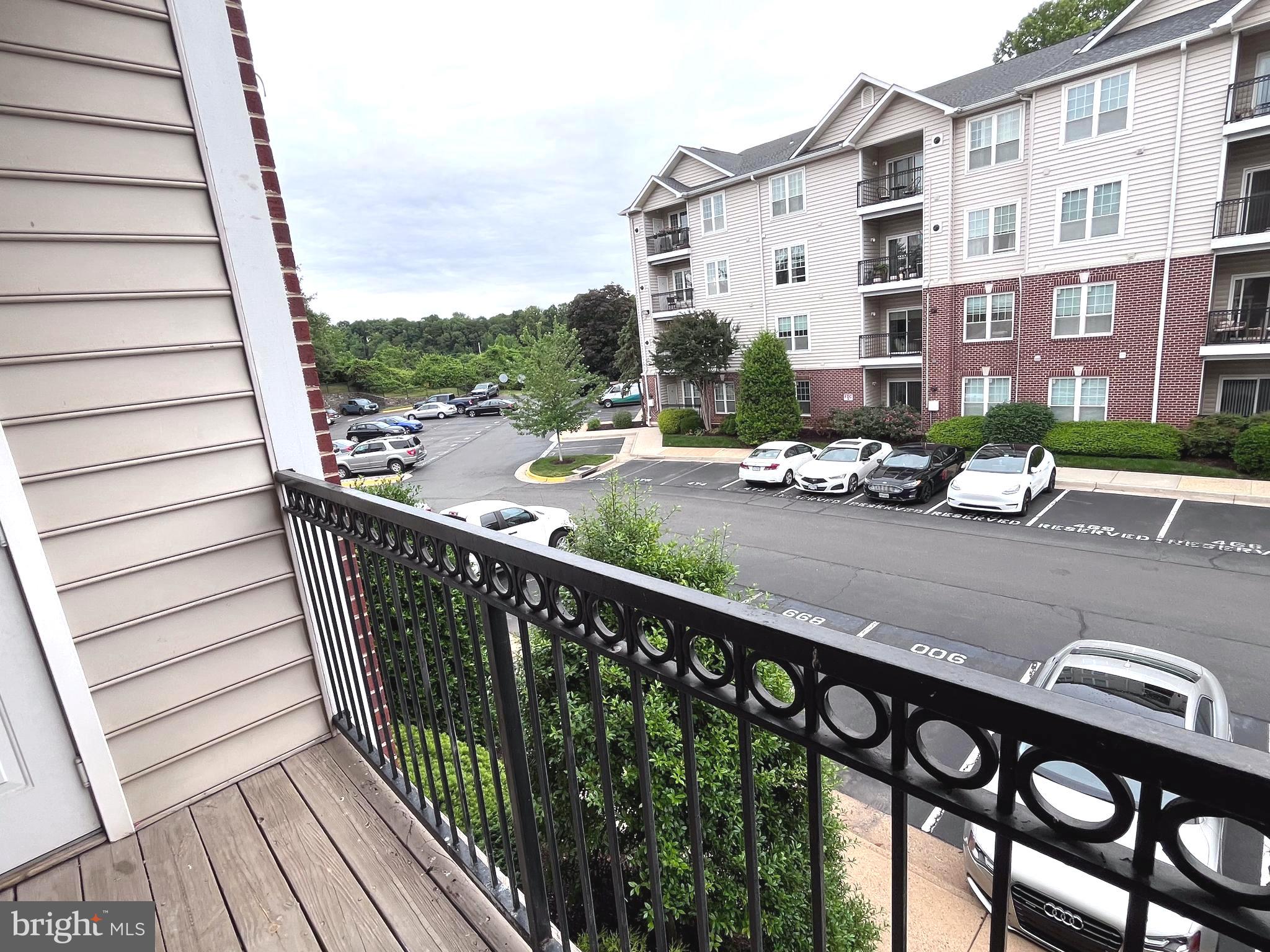 GATES OF MCLEAN - Residential