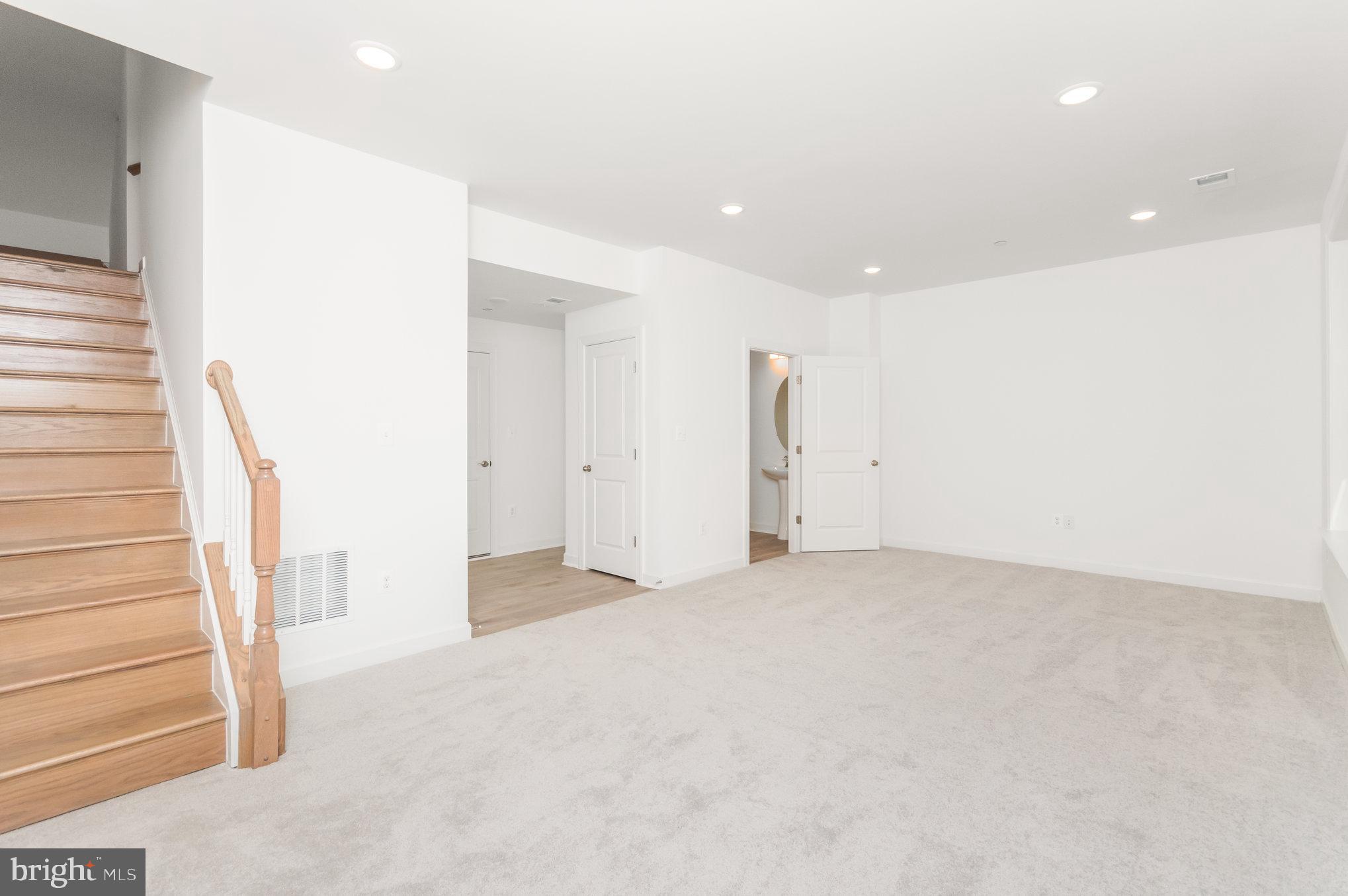 THE BOULEVARDS AT WESTFIELDS - Residential