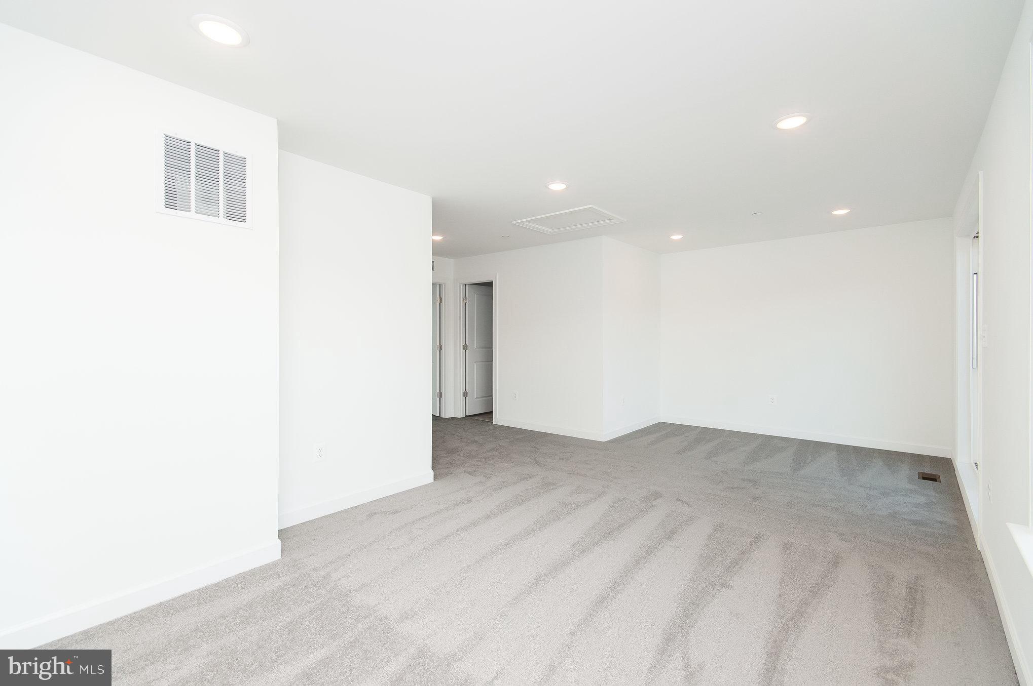 THE BOULEVARDS AT WESTFIELDS - Residential