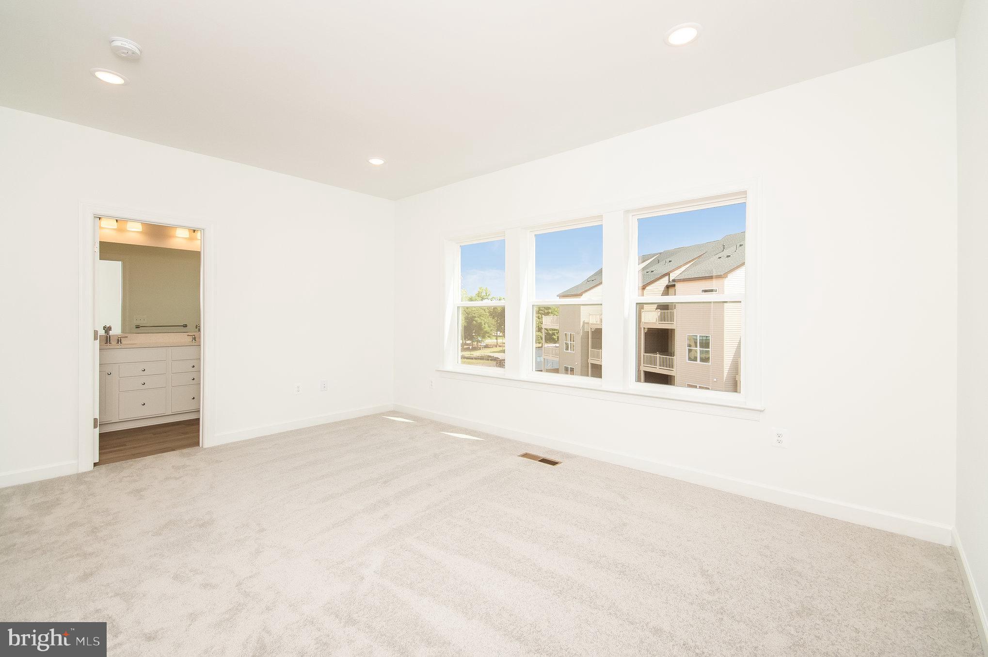 THE BOULEVARDS AT WESTFIELDS - Residential