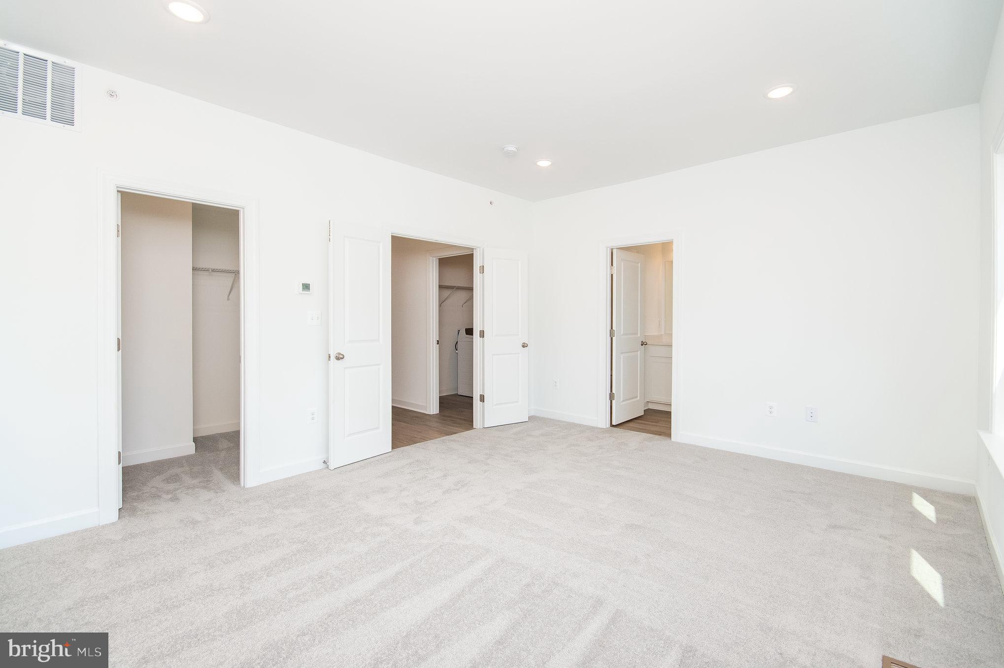 THE BOULEVARDS AT WESTFIELDS - Residential