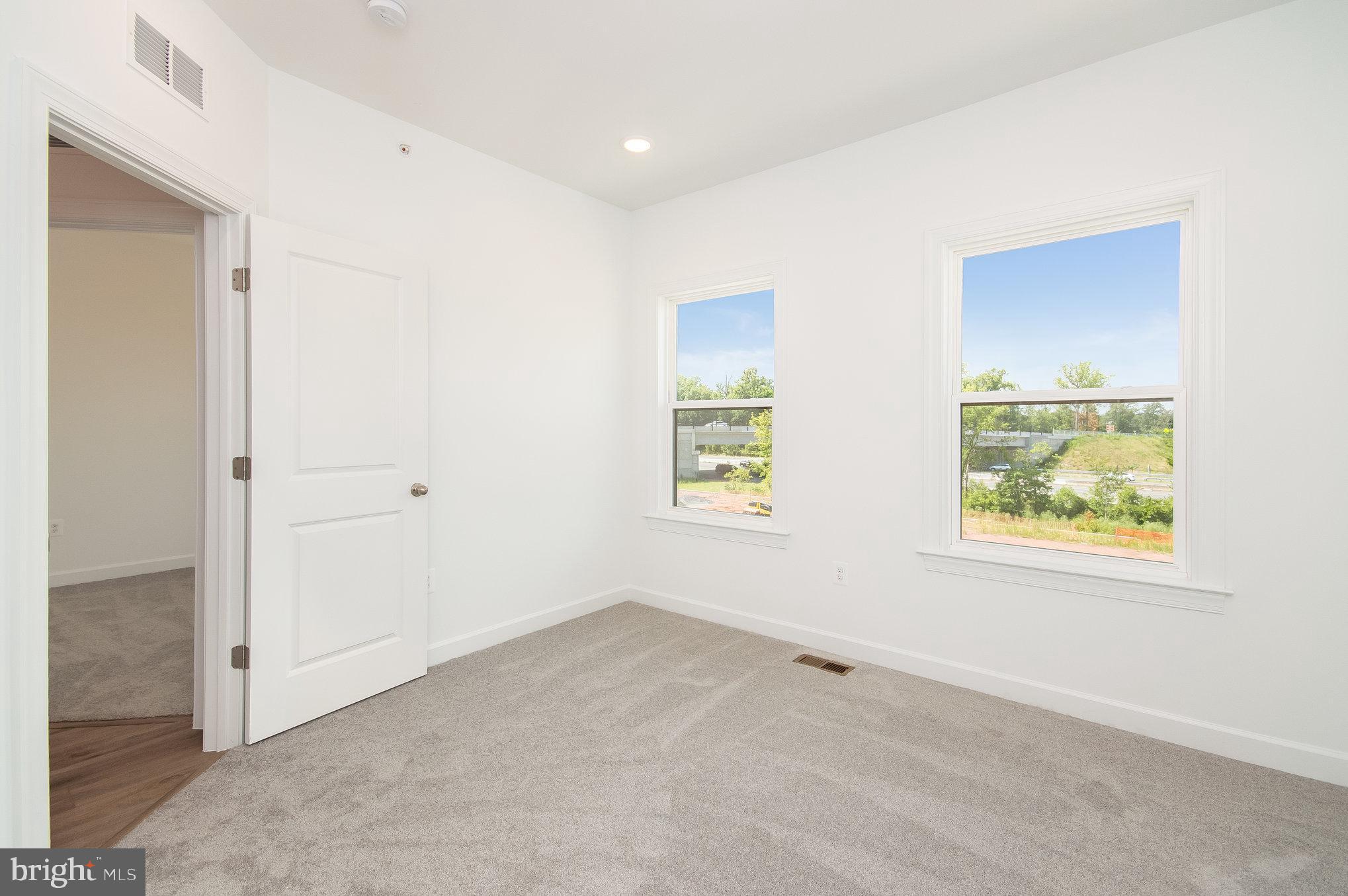 THE BOULEVARDS AT WESTFIELDS - Residential