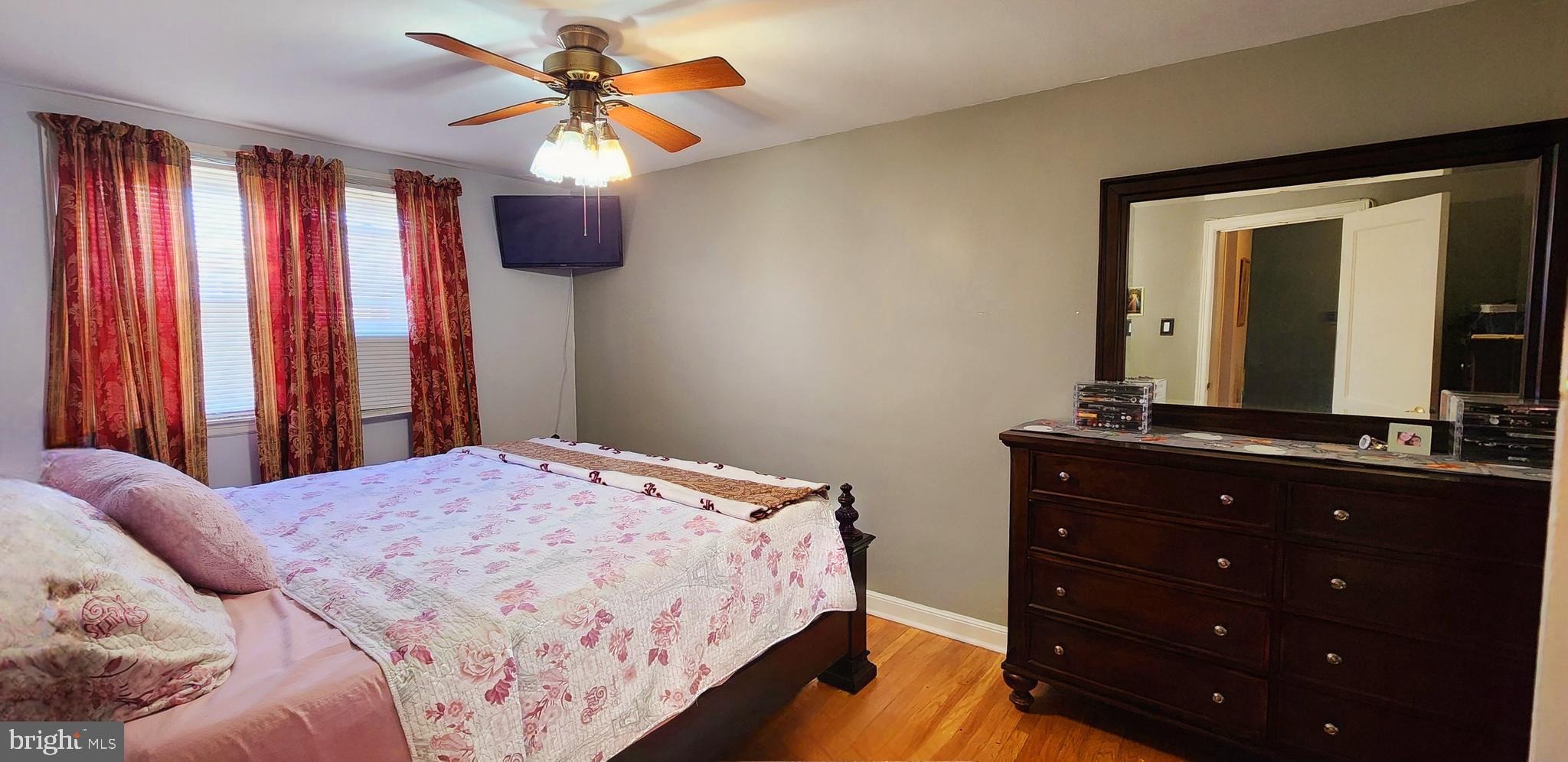 MAYFAIR - Residential