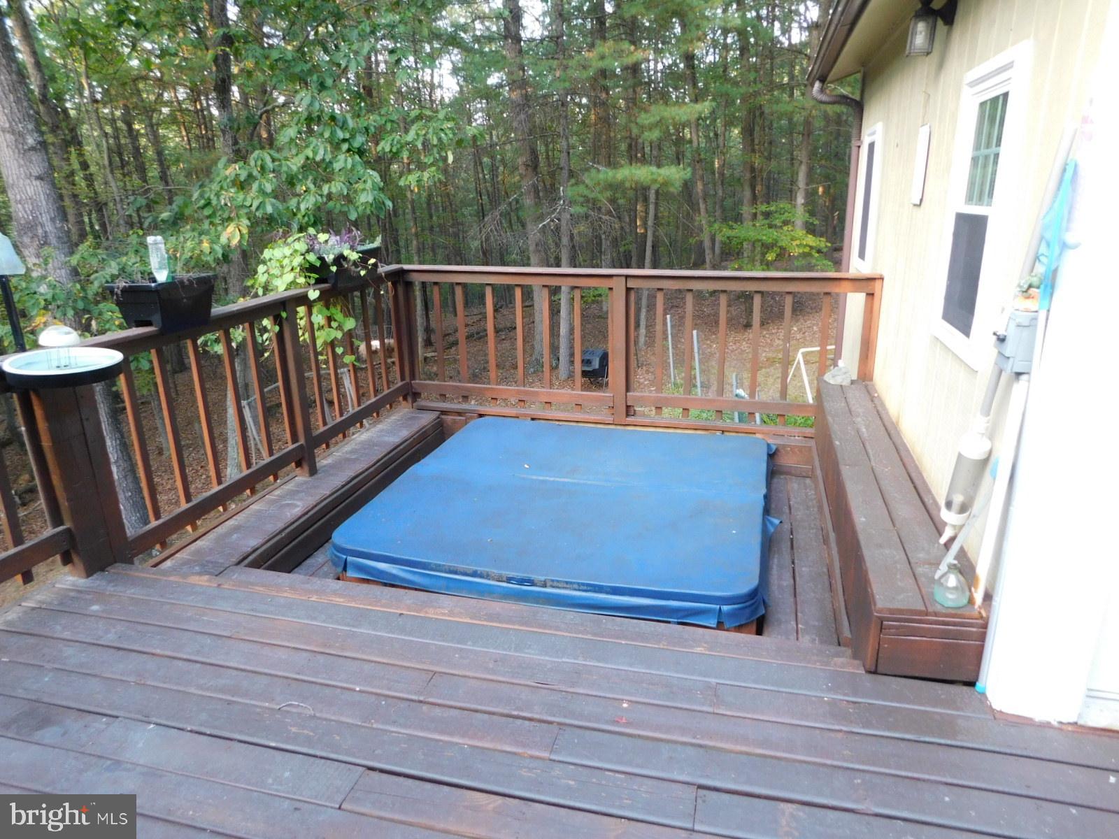 CABINS AT LOST RIVER - Residential