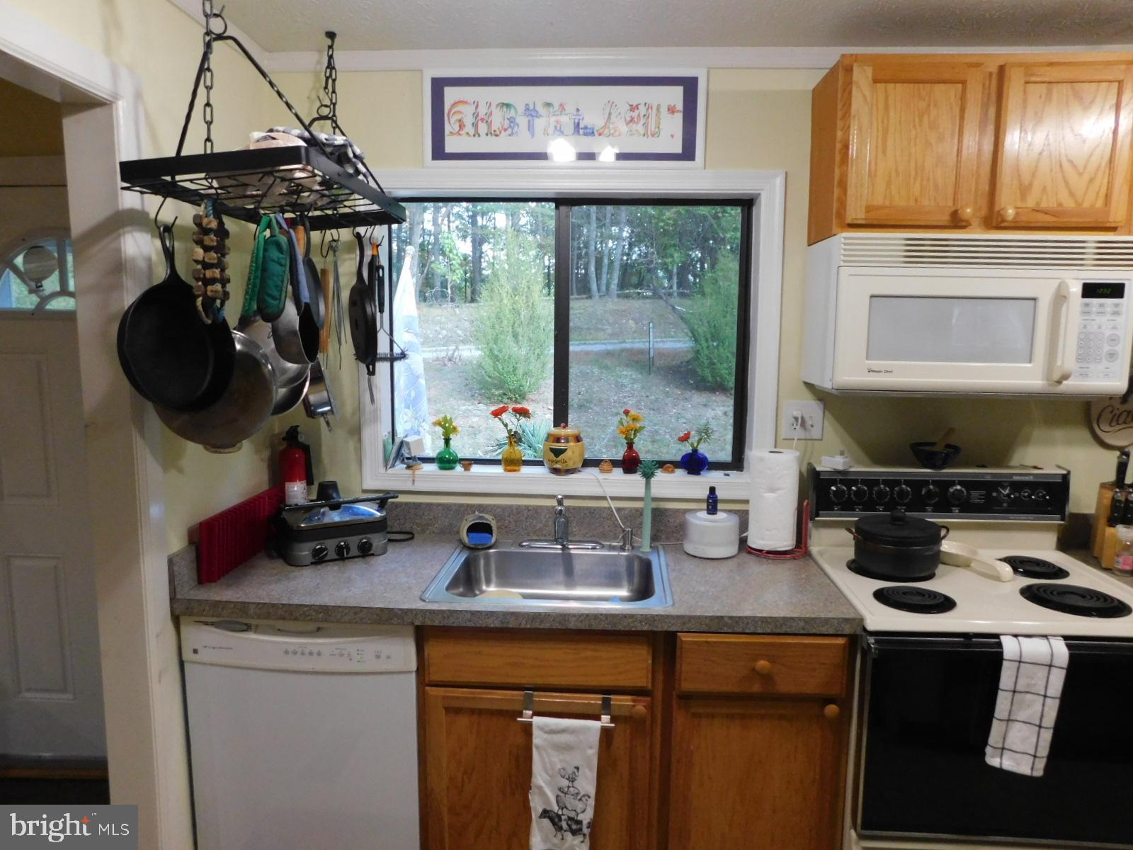 CABINS AT LOST RIVER - Residential