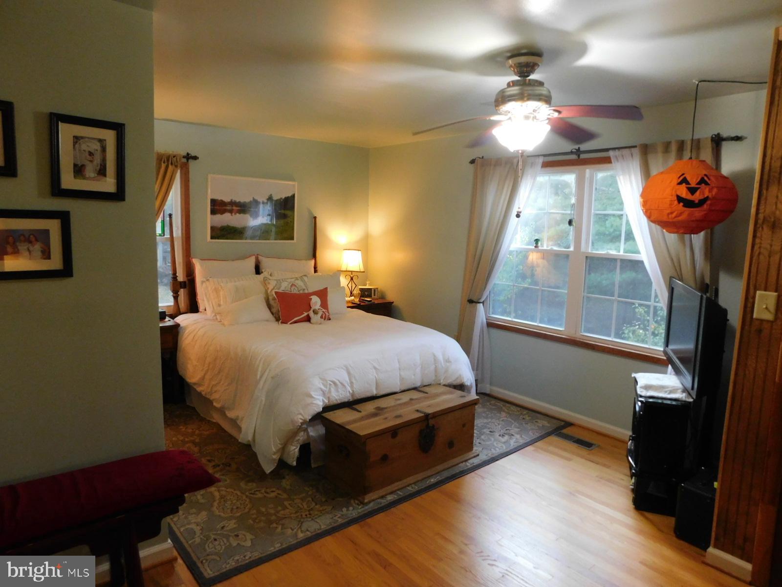 CABINS AT LOST RIVER - Residential