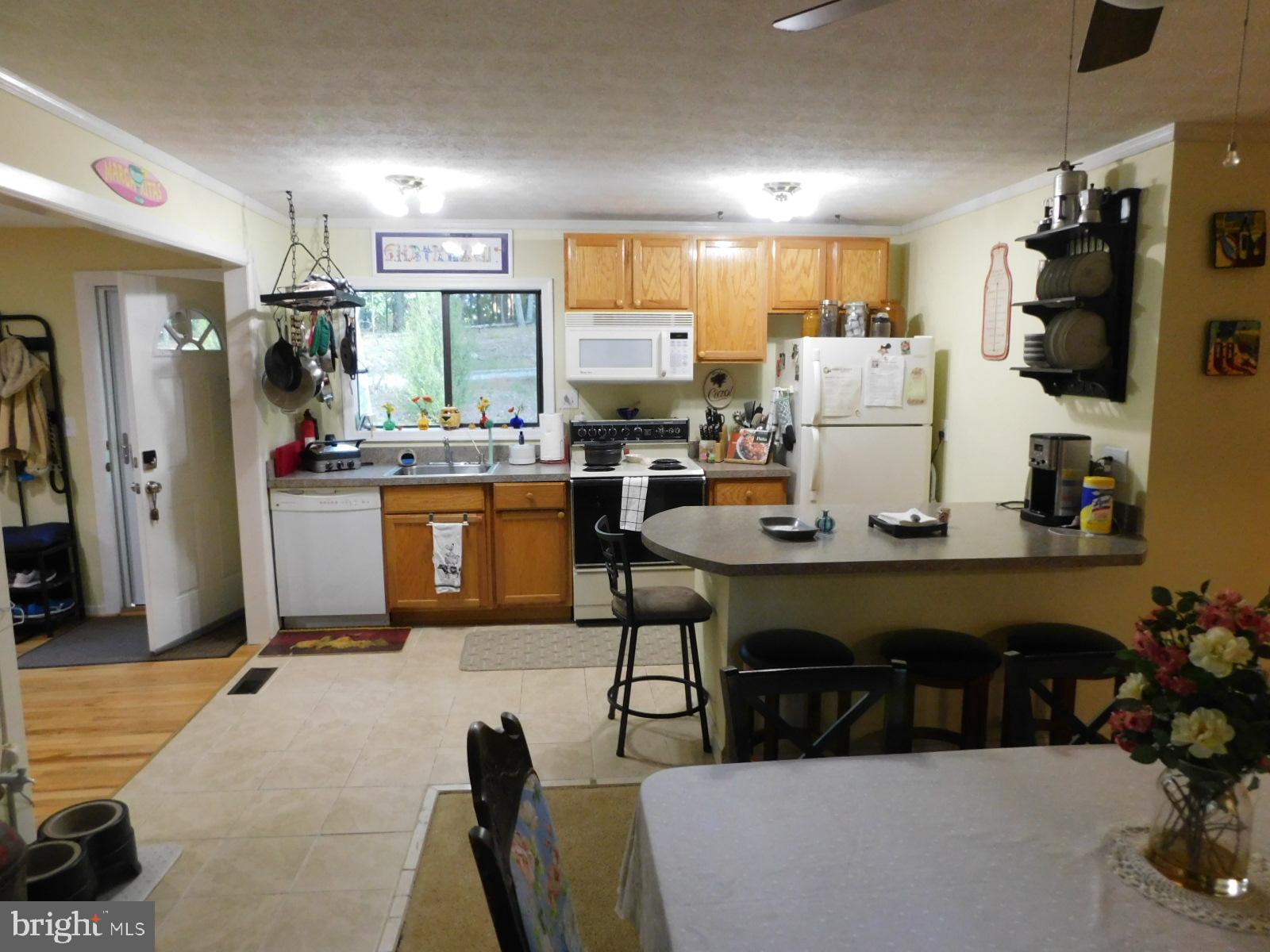 CABINS AT LOST RIVER - Residential