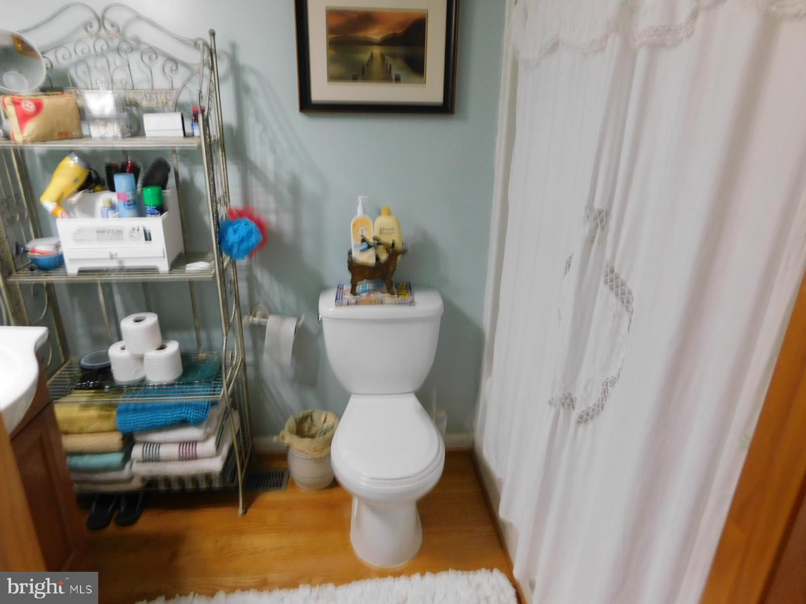 CABINS AT LOST RIVER - Residential