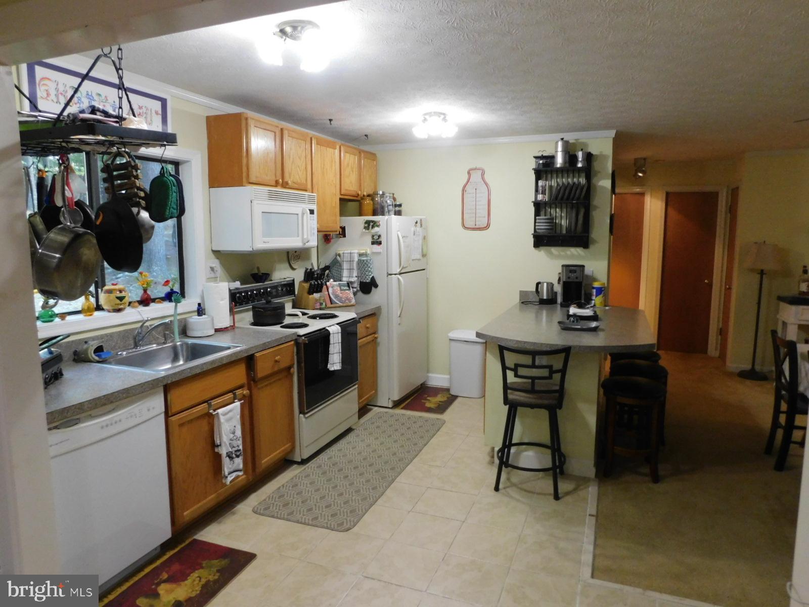 CABINS AT LOST RIVER - Residential