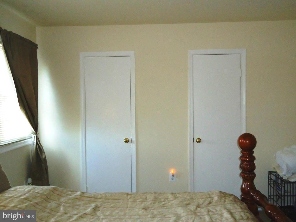 POINT OF WOODS - Residential