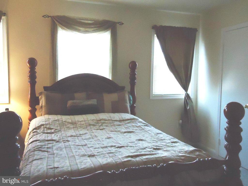 POINT OF WOODS - Residential