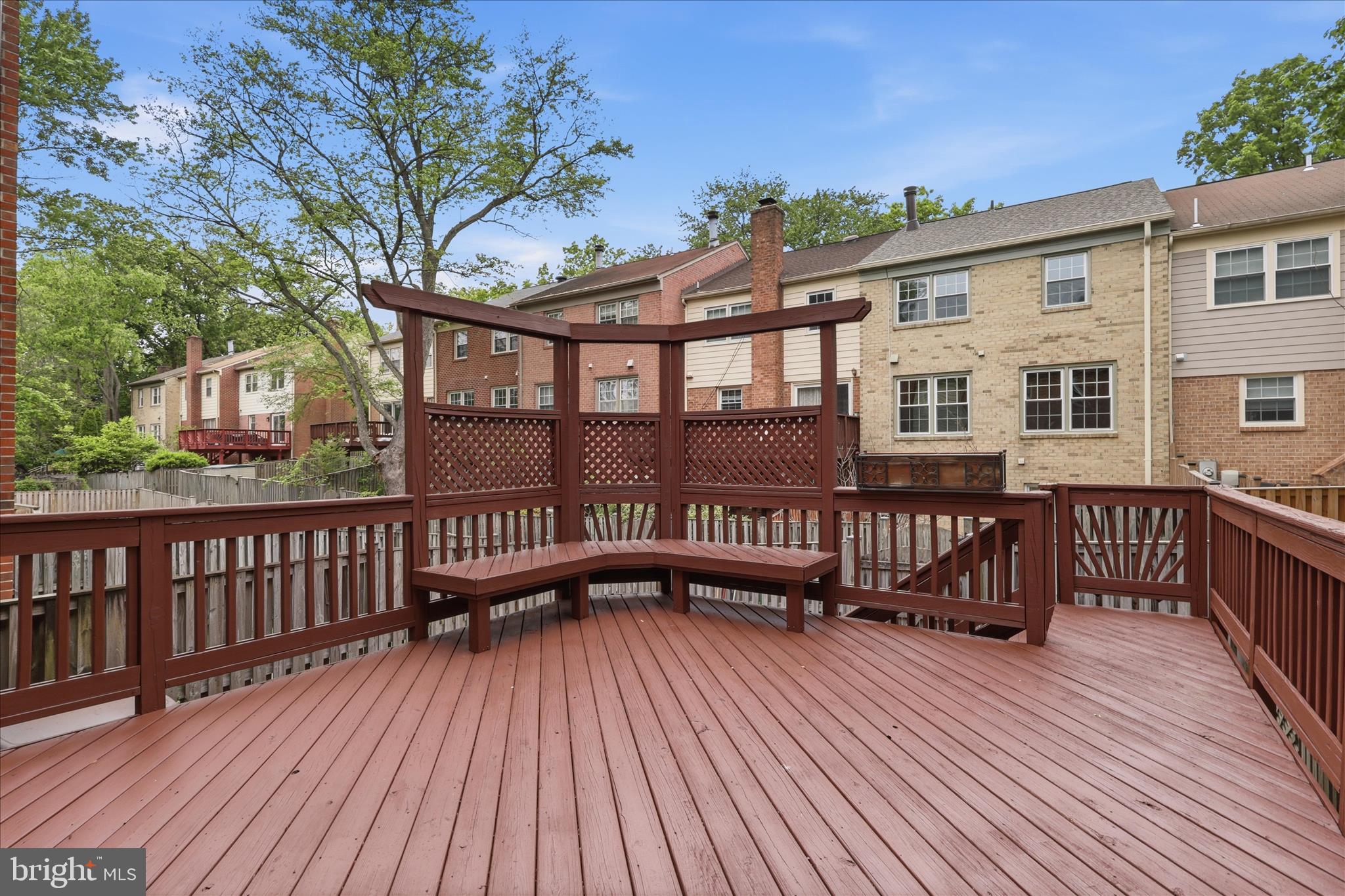 10256 FRIENDSHIP COURT