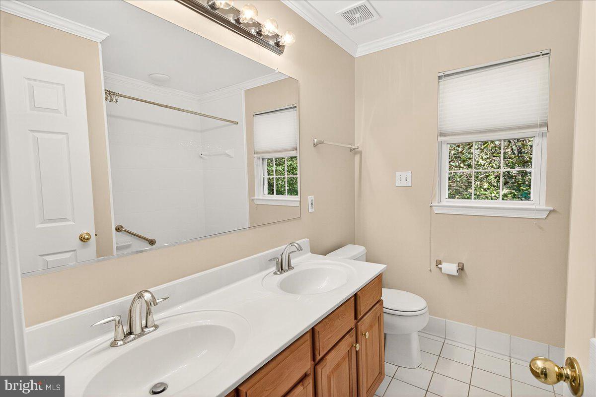 WOODS AT TAMA - Residential