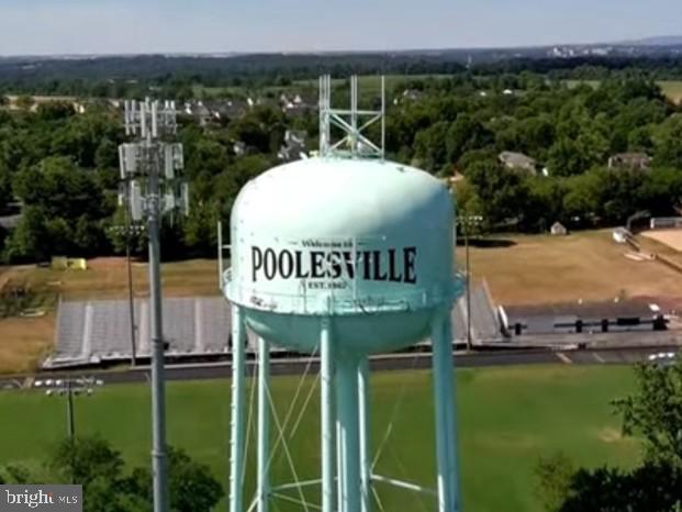 WOODS AT TAMA - Residential