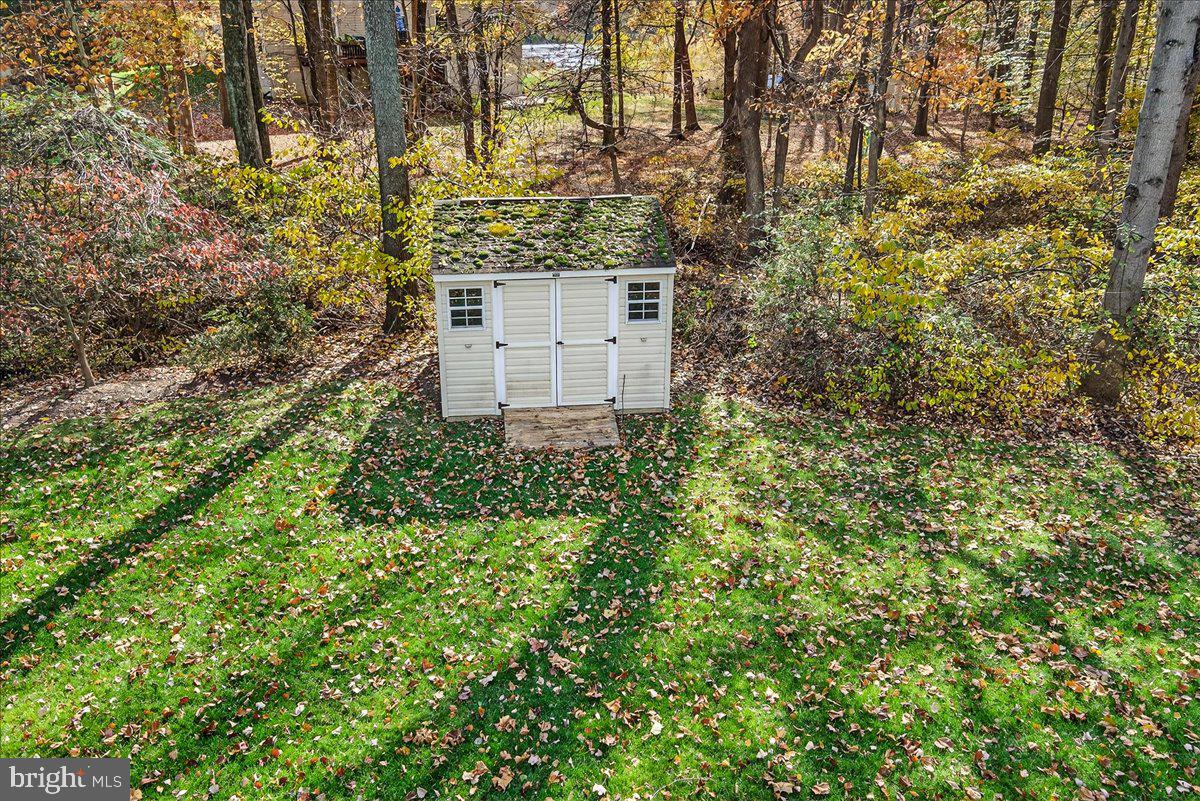 WOODS AT TAMA - Residential