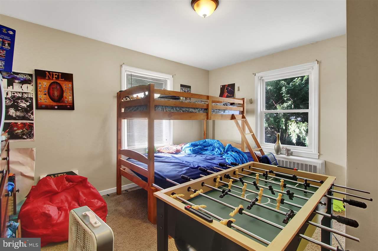 WILSHIRE HILLS - Residential