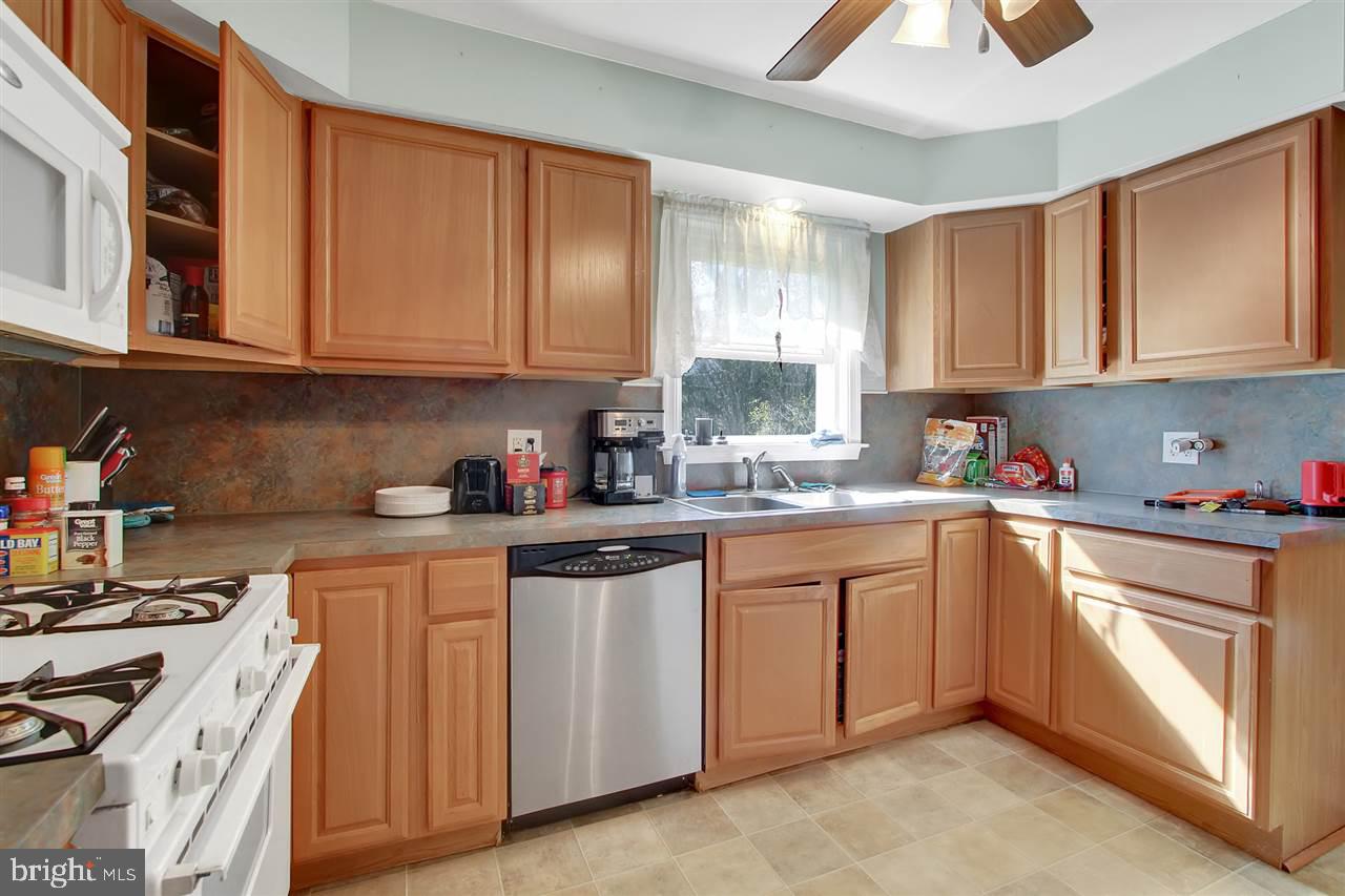 WILSHIRE HILLS - Residential
