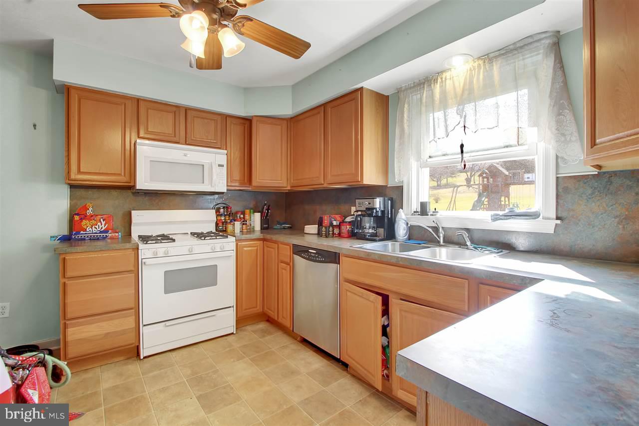 WILSHIRE HILLS - Residential