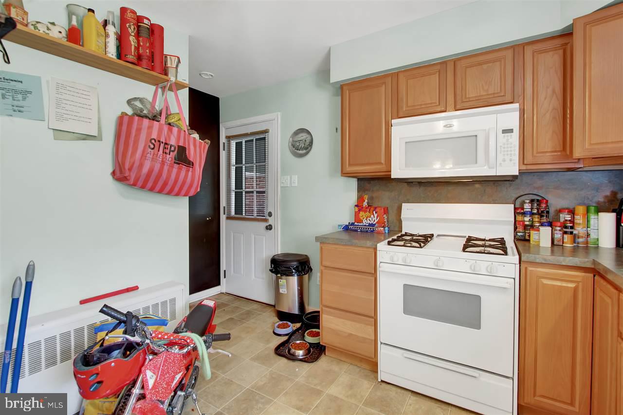 WILSHIRE HILLS - Residential