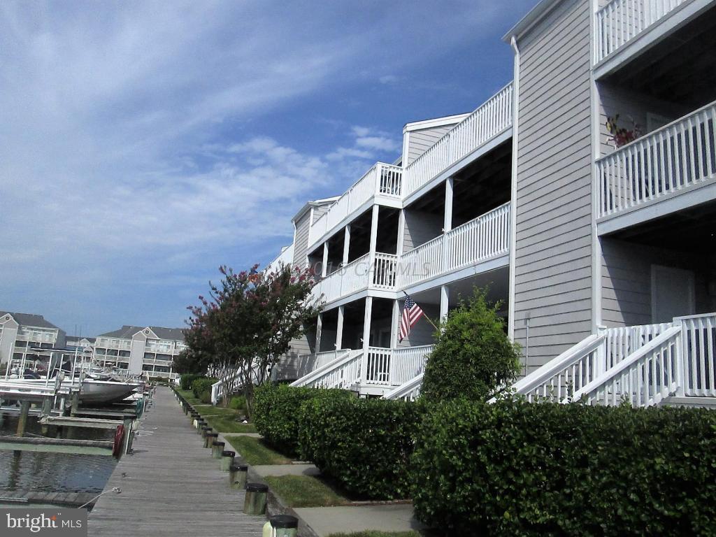 HIDDEN HARBOR - Residential