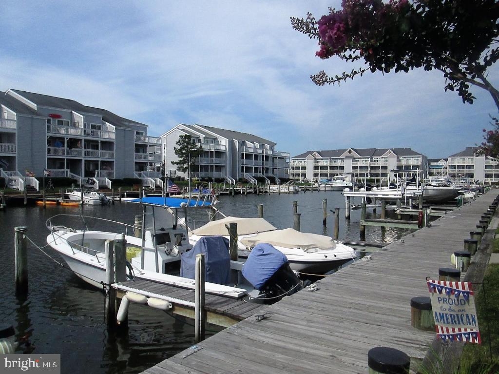 HIDDEN HARBOR - Residential