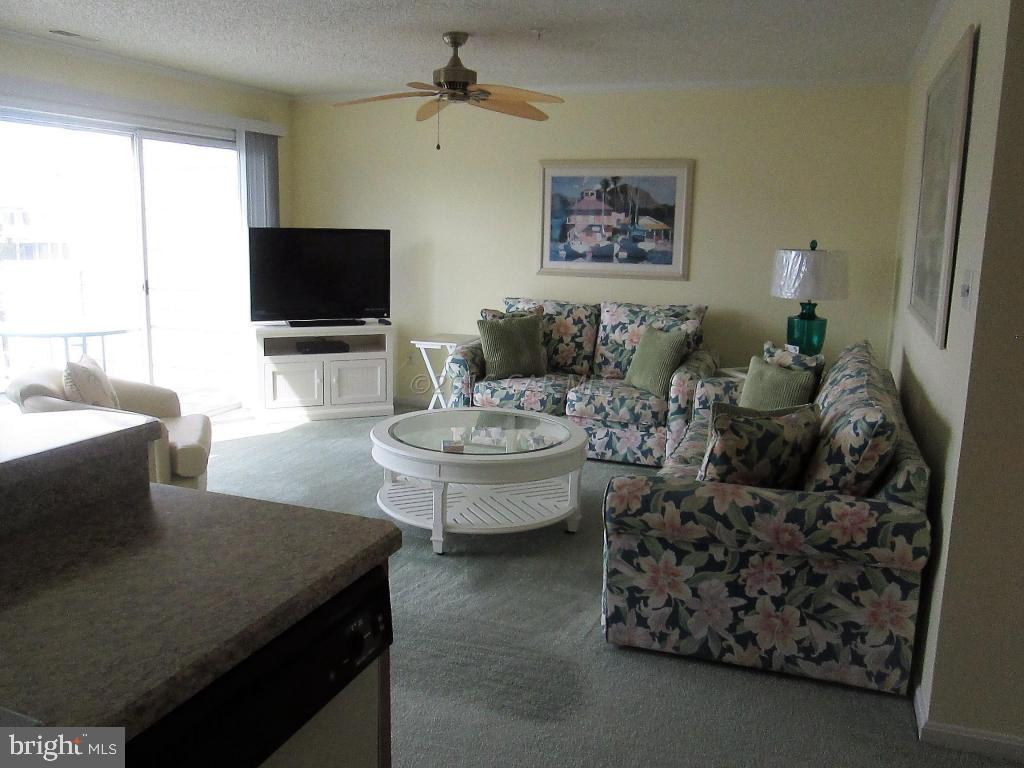 HIDDEN HARBOR - Residential