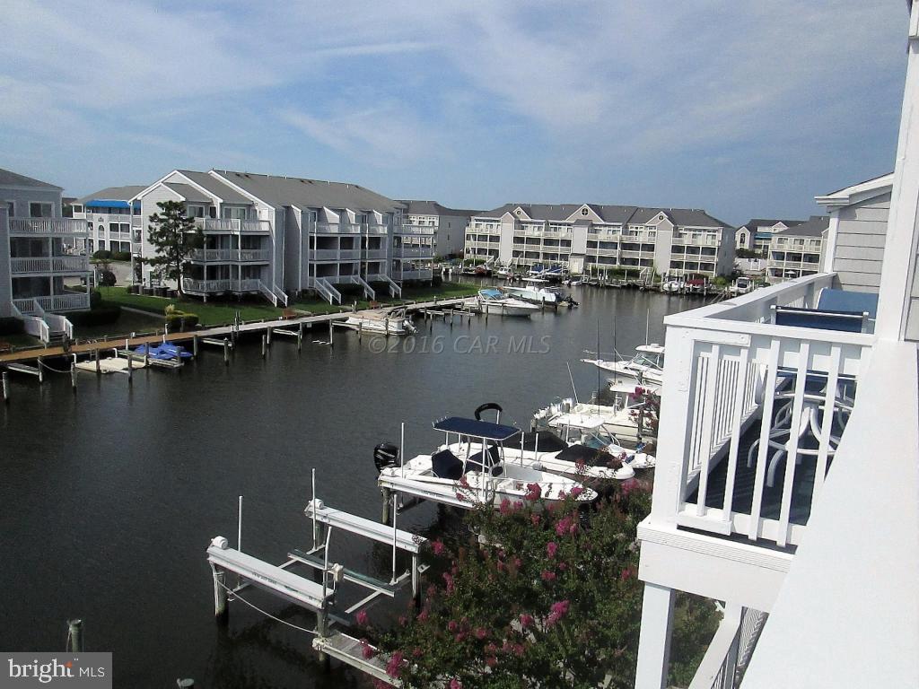 HIDDEN HARBOR - Residential