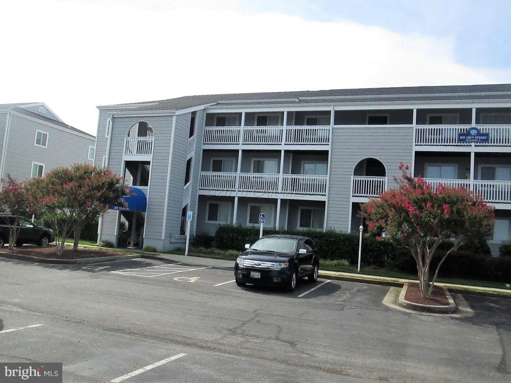 HIDDEN HARBOR - Residential