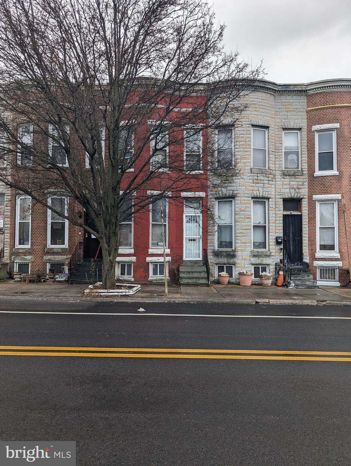 BROADWAY EAST - Residential