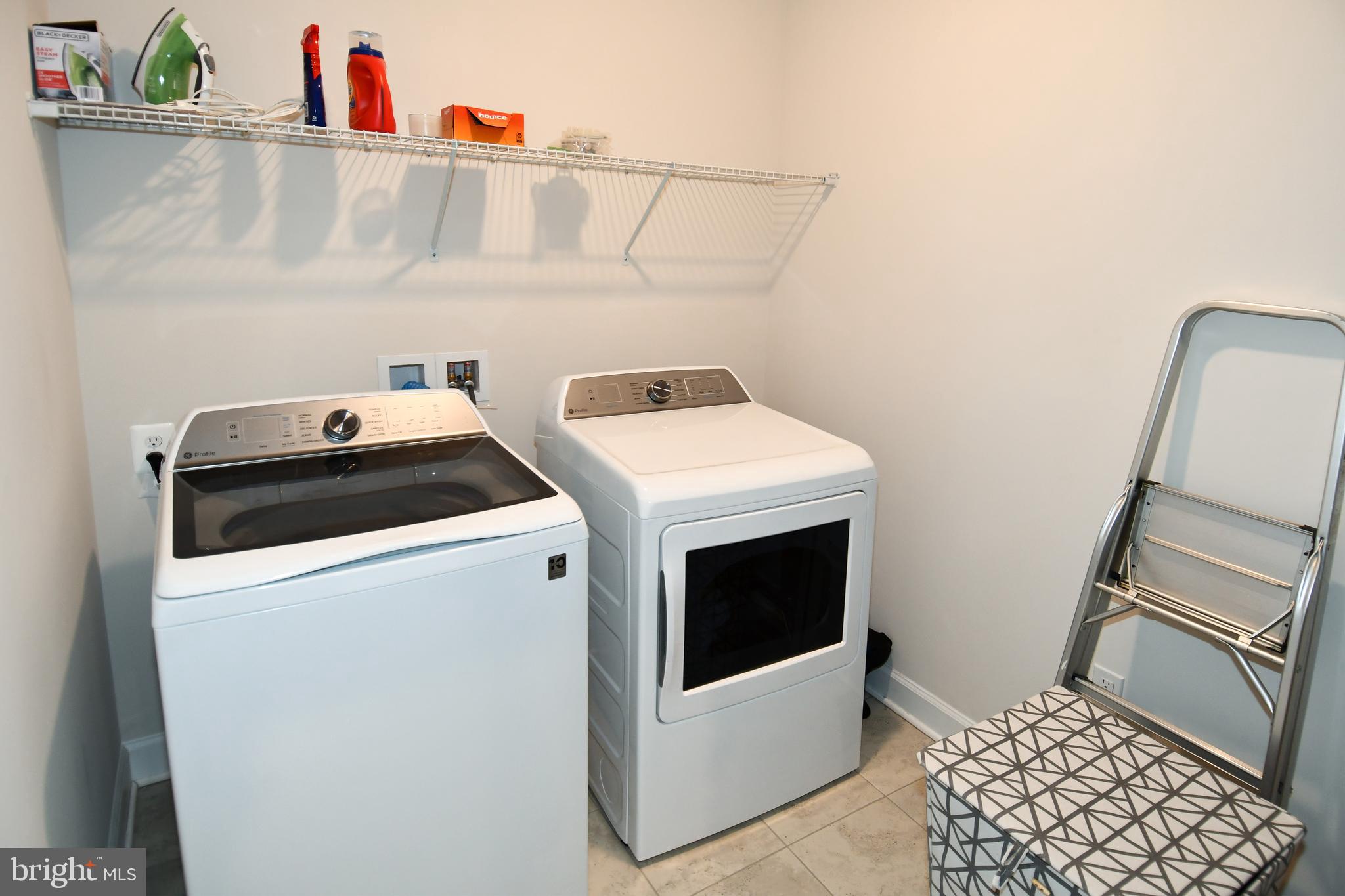 METRO WALK AT MOOREFIELD STATION - Residential