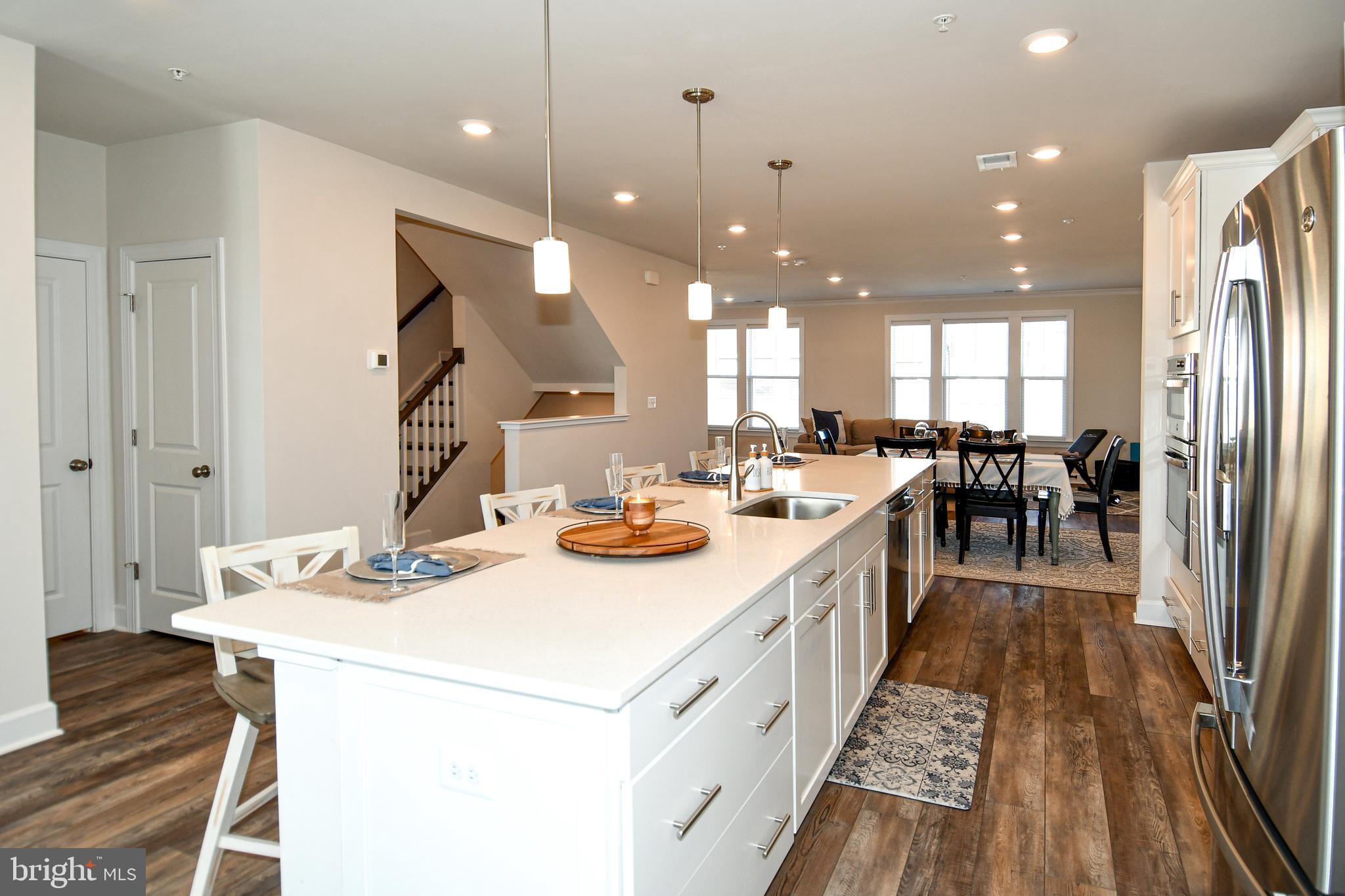 METRO WALK AT MOOREFIELD STATION - Residential