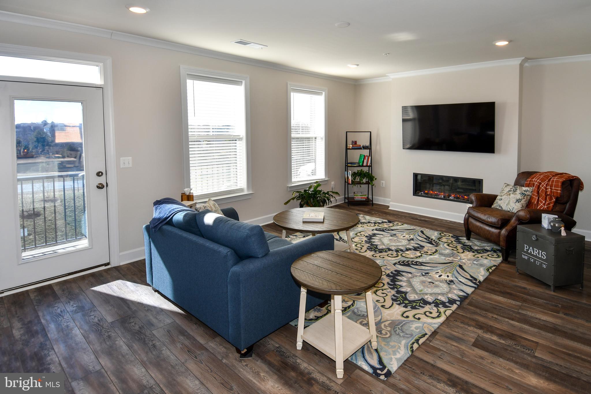 METRO WALK AT MOOREFIELD STATION - Residential