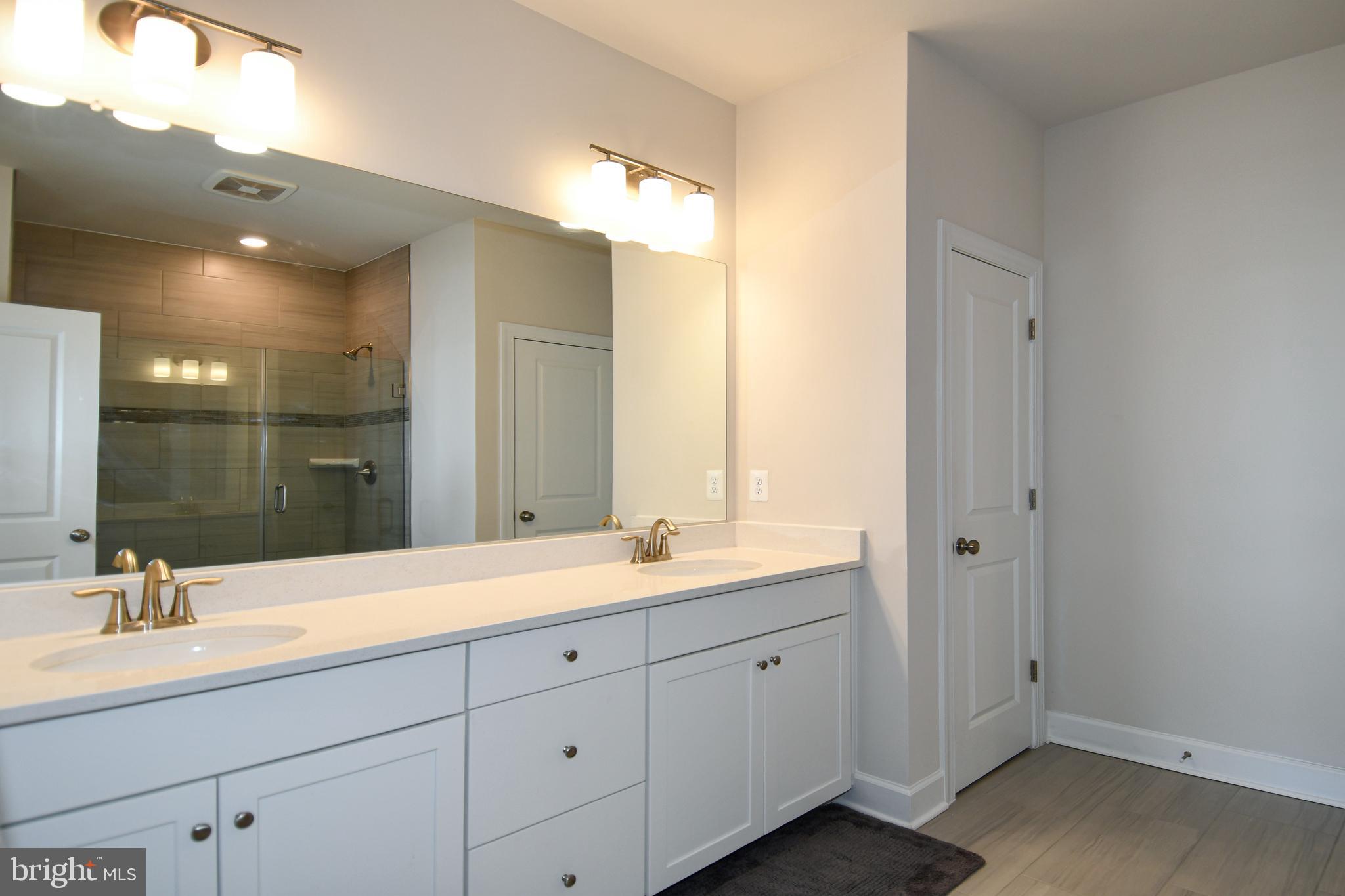 METRO WALK AT MOOREFIELD STATION - Residential